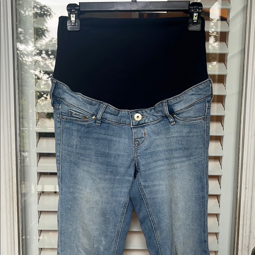 H&M maternity Blue High Rise Jeans with Classic Style